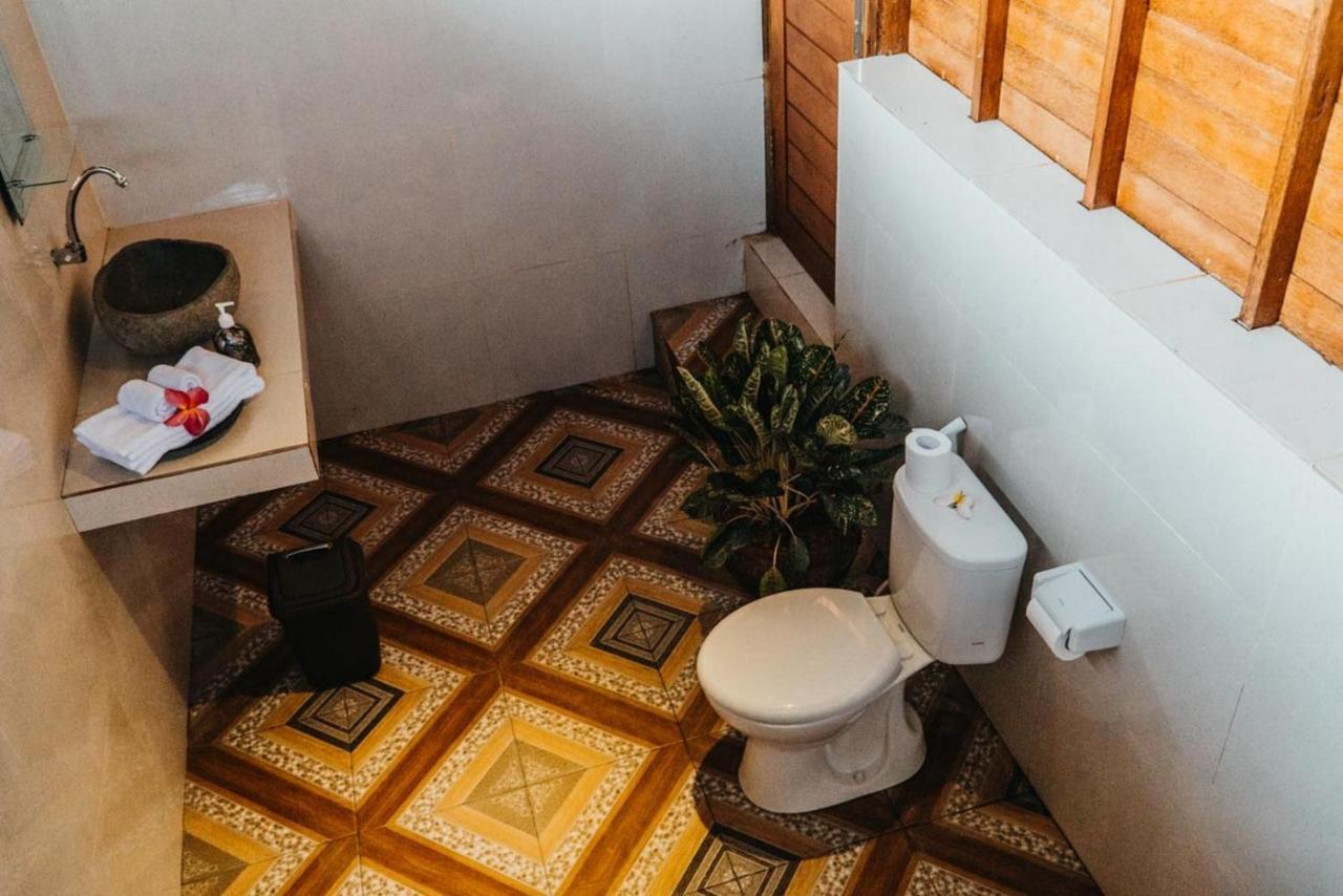 Taman Tirta Villa Lembongan Exterior photo